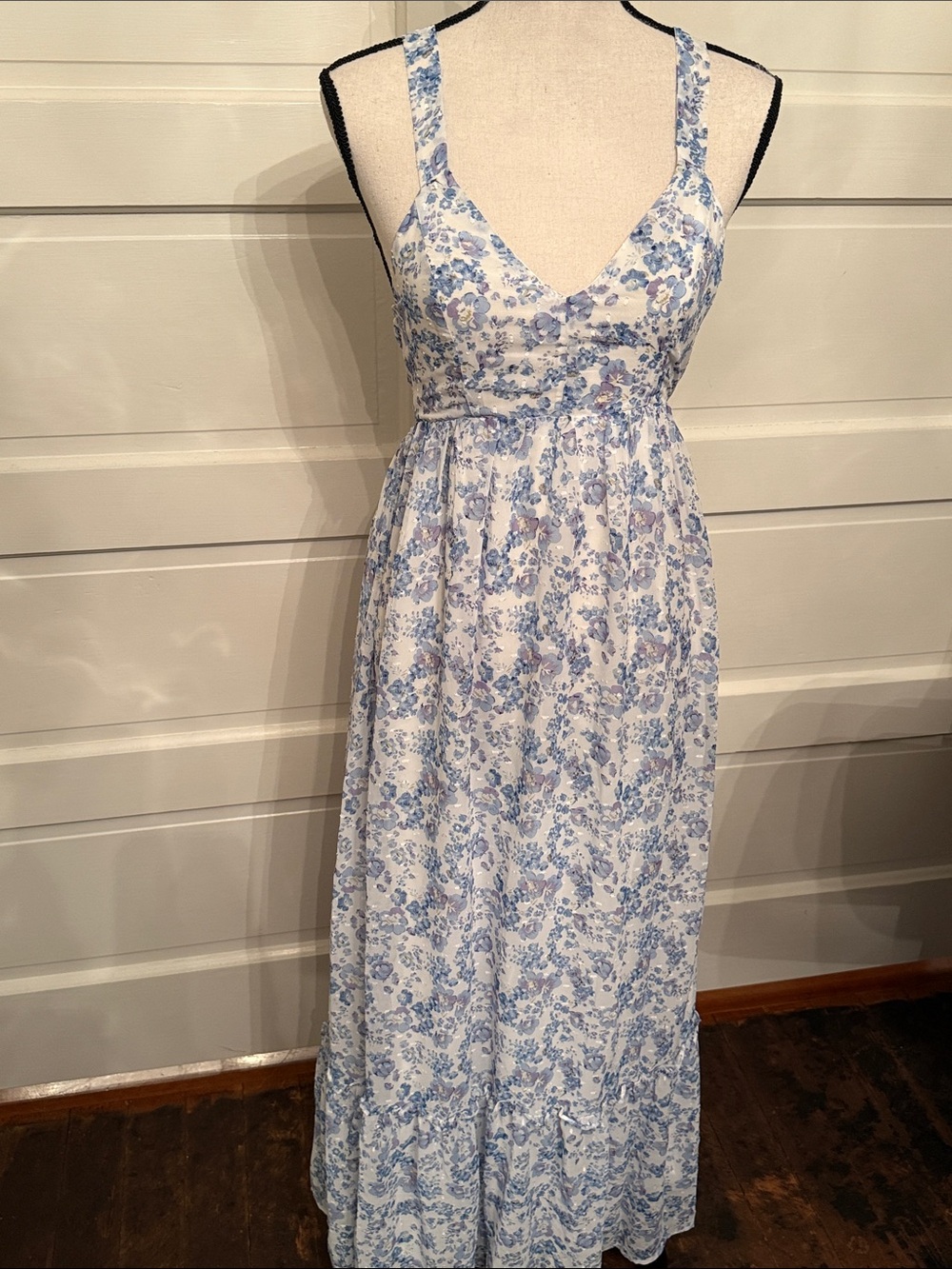 Lulus NWT Blue Floral Swiss Dot Tie Back Maxi Dress XS Cottagecore